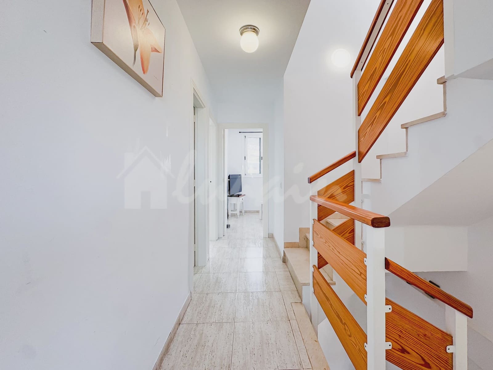 4 soveværelse Lejlighed til salg i Playa del Duque med swimmingpool - € 445.000 (Ref: 9341773)