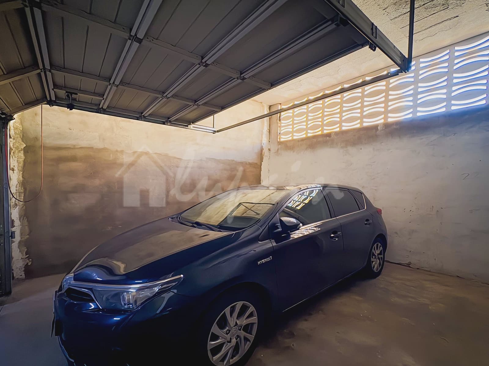 4 soveværelse Lejlighed til salg i Playa del Duque med swimmingpool - € 445.000 (Ref: 9341773)