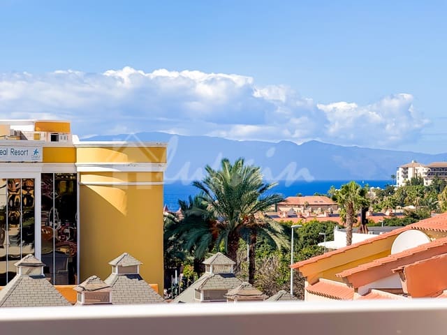 4 sypialnia Apartament na sprzedaż w Playa del Duque, Adeje z basenem - 445 000 € (Ref: 9341773)