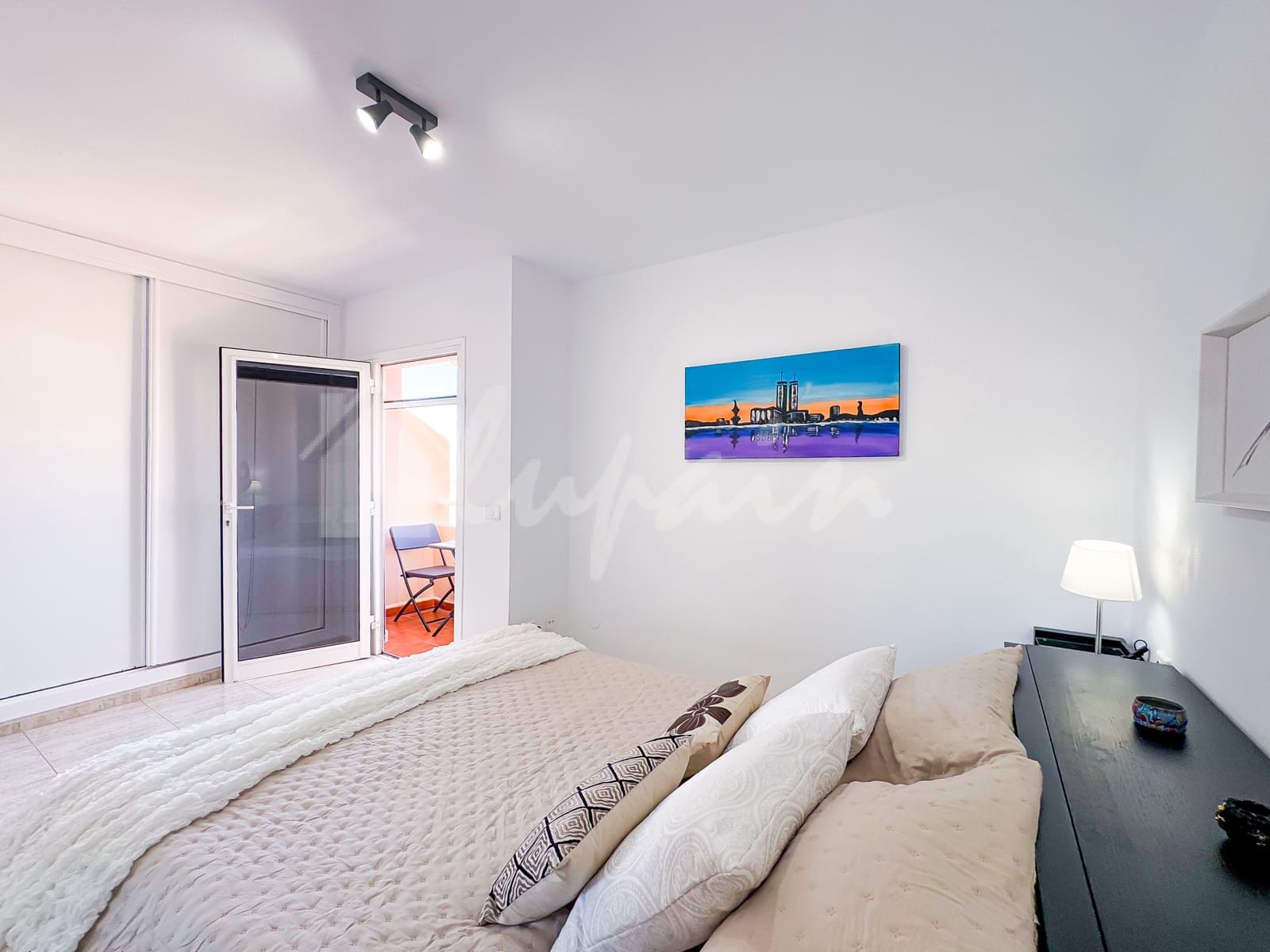 4 sypialnia Apartament na sprzedaż w Playa del Duque z basenem - 445 000 € (Ref: 9341773)