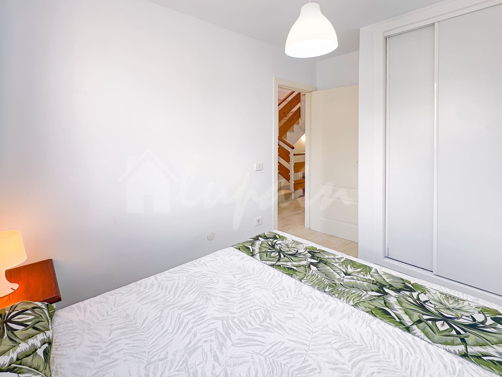 4 sypialnia Apartament na sprzedaż w Playa del Duque z basenem - 445 000 € (Ref: 9341773)