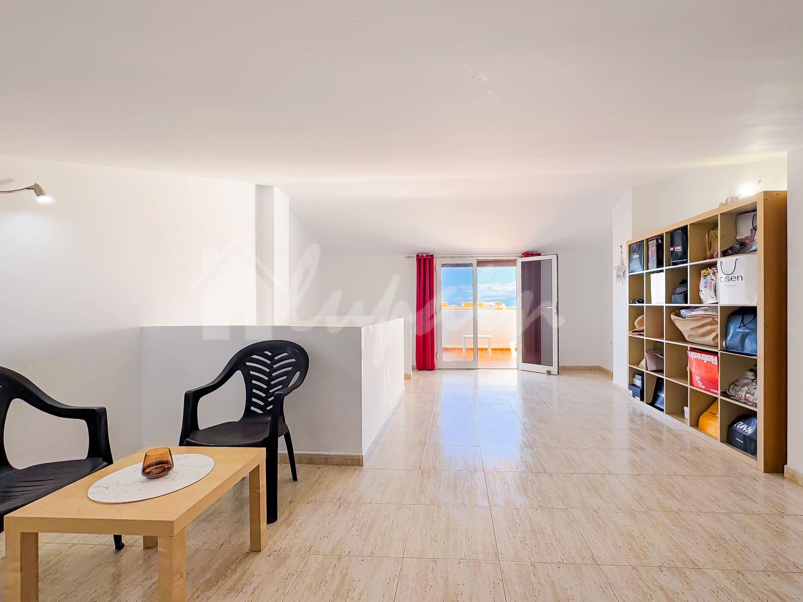 4 sypialnia Apartament na sprzedaż w Playa del Duque z basenem - 445 000 € (Ref: 9341773)