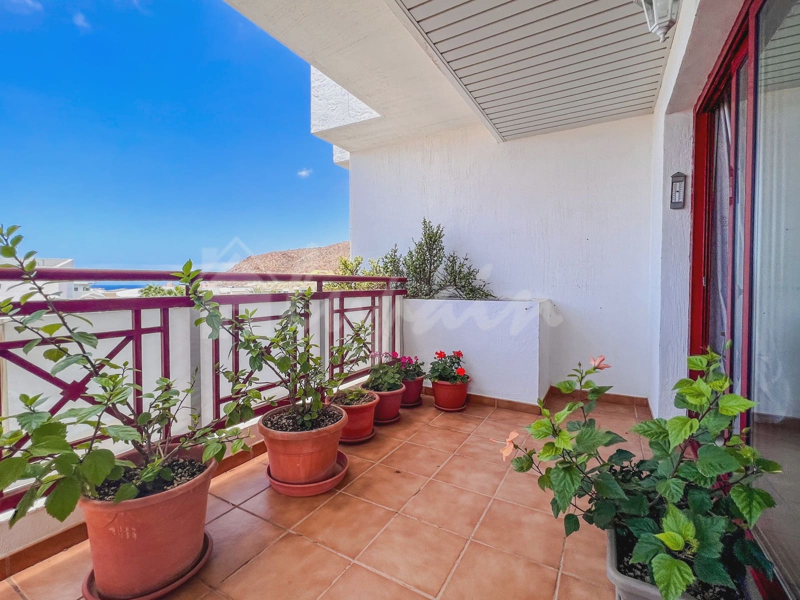 2 makuuhuone Kattohuoneisto myytävänä paikassa Palm-Mar mukana uima-altaan - 459 000 € (Ref: 9341774)