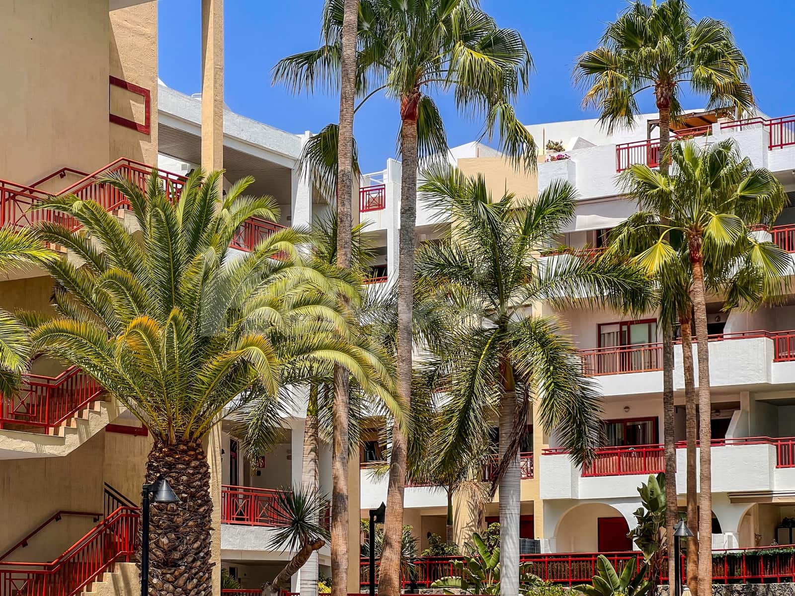 2 soveværelse Penthouse til salg i Palm-Mar med swimmingpool - € 459.000 (Ref: 9341774)