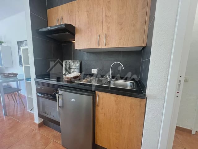Apartament na sprzedaż w San Eugenio, Adeje z basenem - 250 000 € (Ref: 9341778)