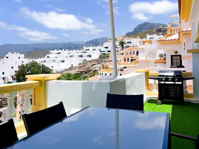 2 sypialnia Apartament na sprzedaż w Torviscas Centro y Alto, Adeje z basenem - 525 000 € (Ref: 9344171)