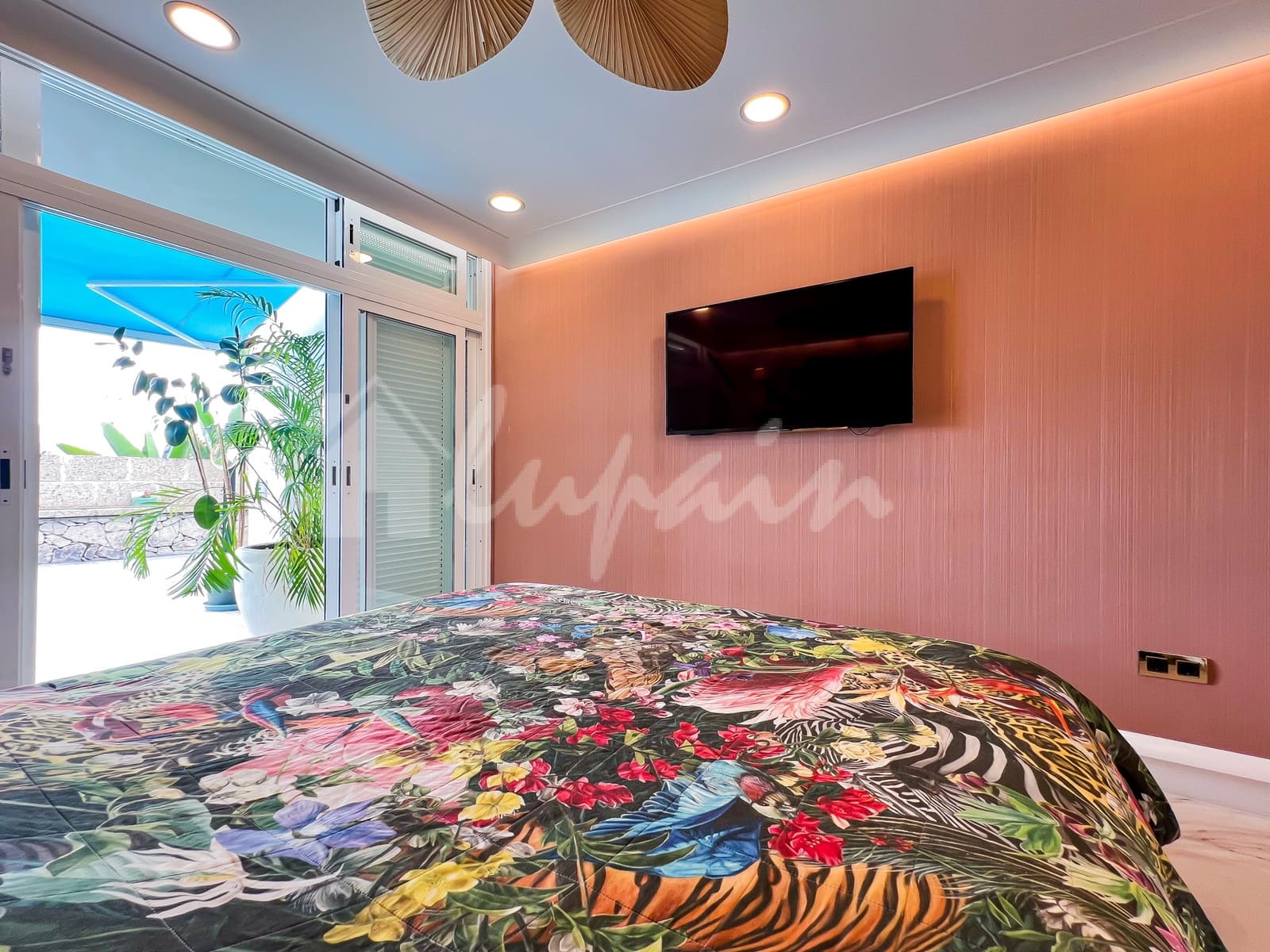 4 soveværelse Villa til salg i El Madronal med swimmingpool - € 1.650.000 (Ref: 9348786)