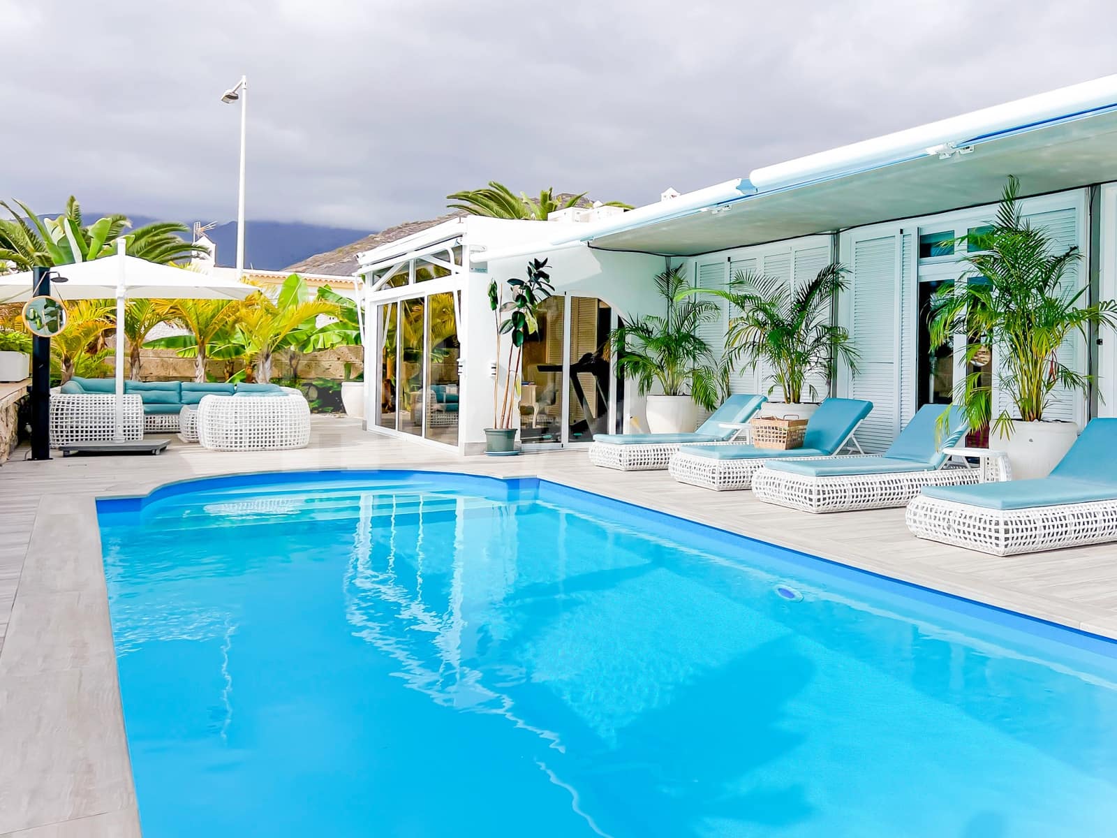 4 soveværelse Villa til salg i El Madronal med swimmingpool - € 1.650.000 (Ref: 9348786)