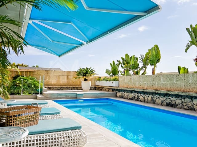 4 soverom Villa til salgs i El Madroñal, Adeje med svømmebasseng - € 1 650 000 (Ref: 9348786)