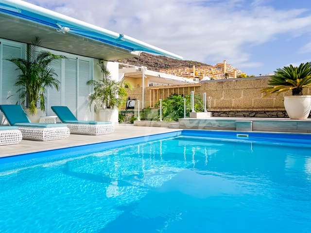 4 soverom Villa til salgs i El Madroñal, Adeje med svømmebasseng - € 1 650 000 (Ref: 9348786)