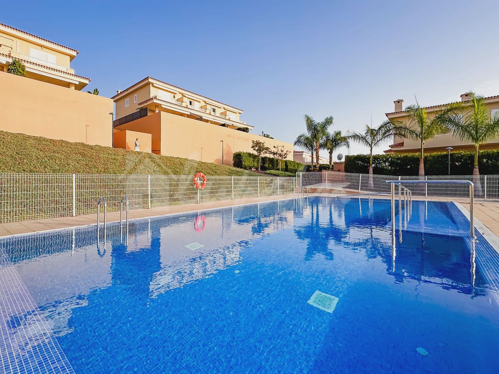 4 makuuhuone Huvila myytävänä paikassa Puerto Santiago mukana uima-altaan - 995 000 € (Ref: 9348788)