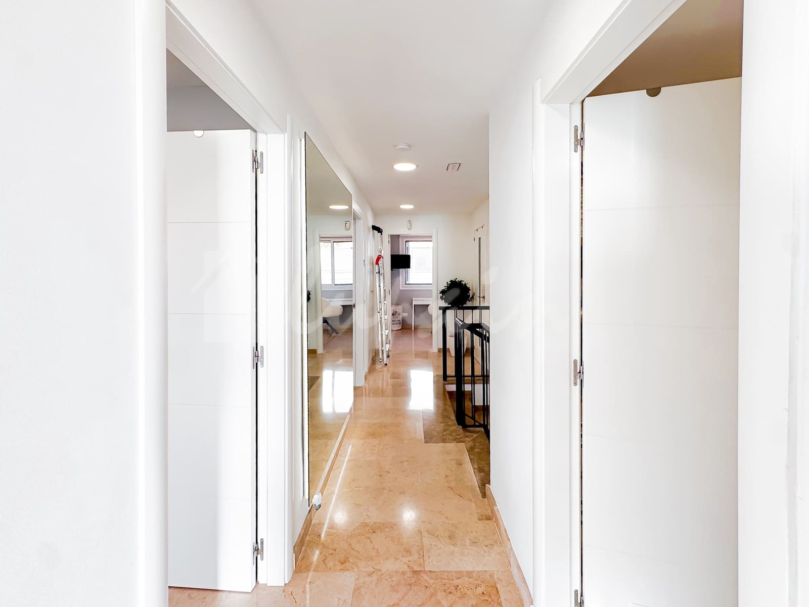 4 makuuhuone Huvila myytävänä paikassa Puerto Santiago mukana uima-altaan - 995 000 € (Ref: 9348788)