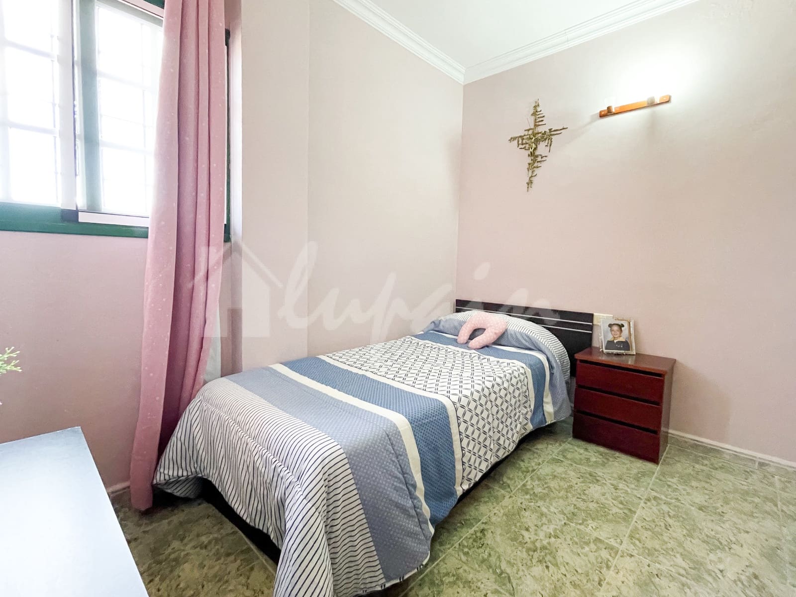 3 bedroom Villa for sale in Granadilla de Abona with garage - € 850,000 (Ref: 9348789)