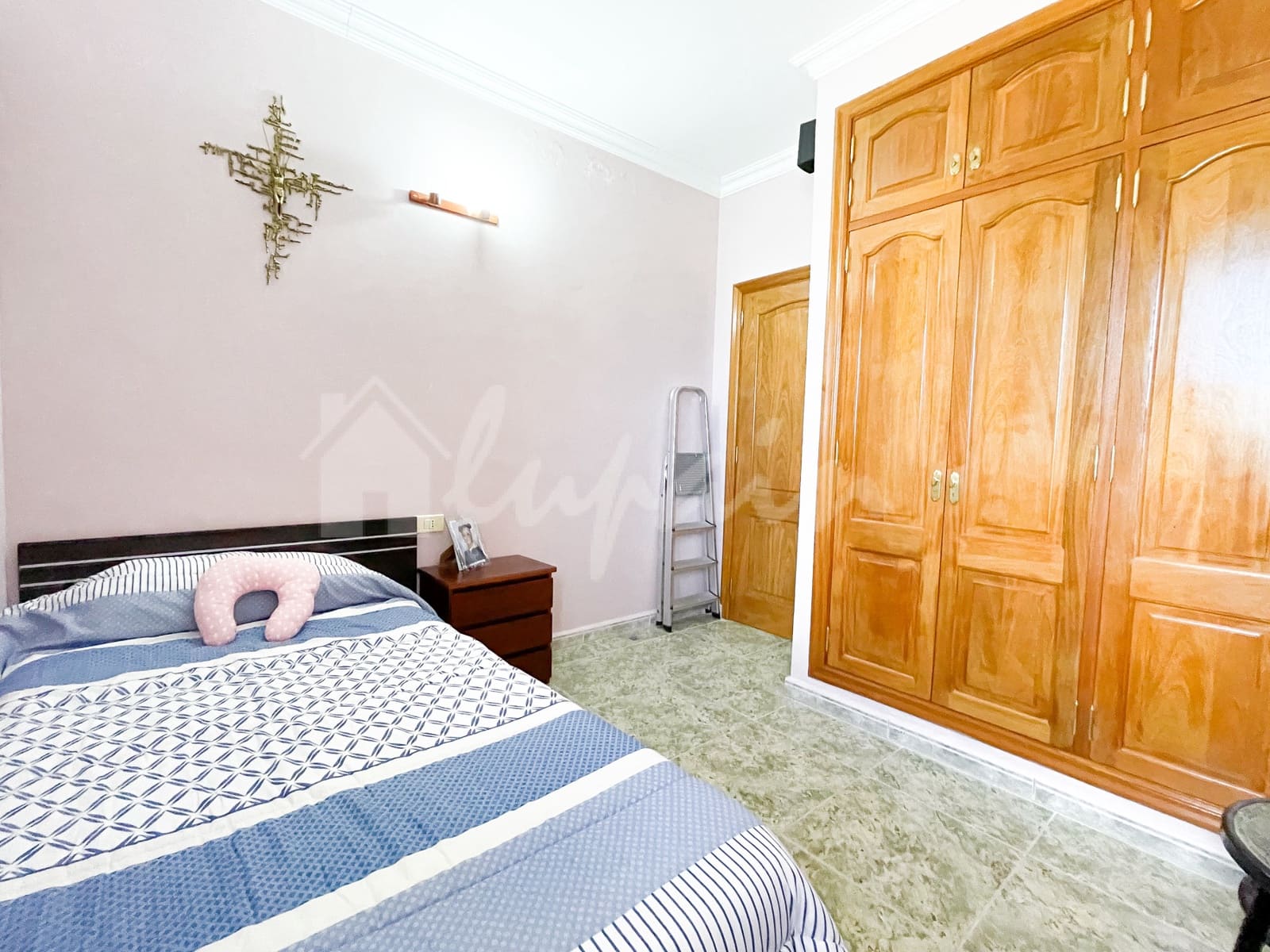 3 bedroom Villa for sale in Granadilla de Abona with garage - € 850,000 (Ref: 9348789)