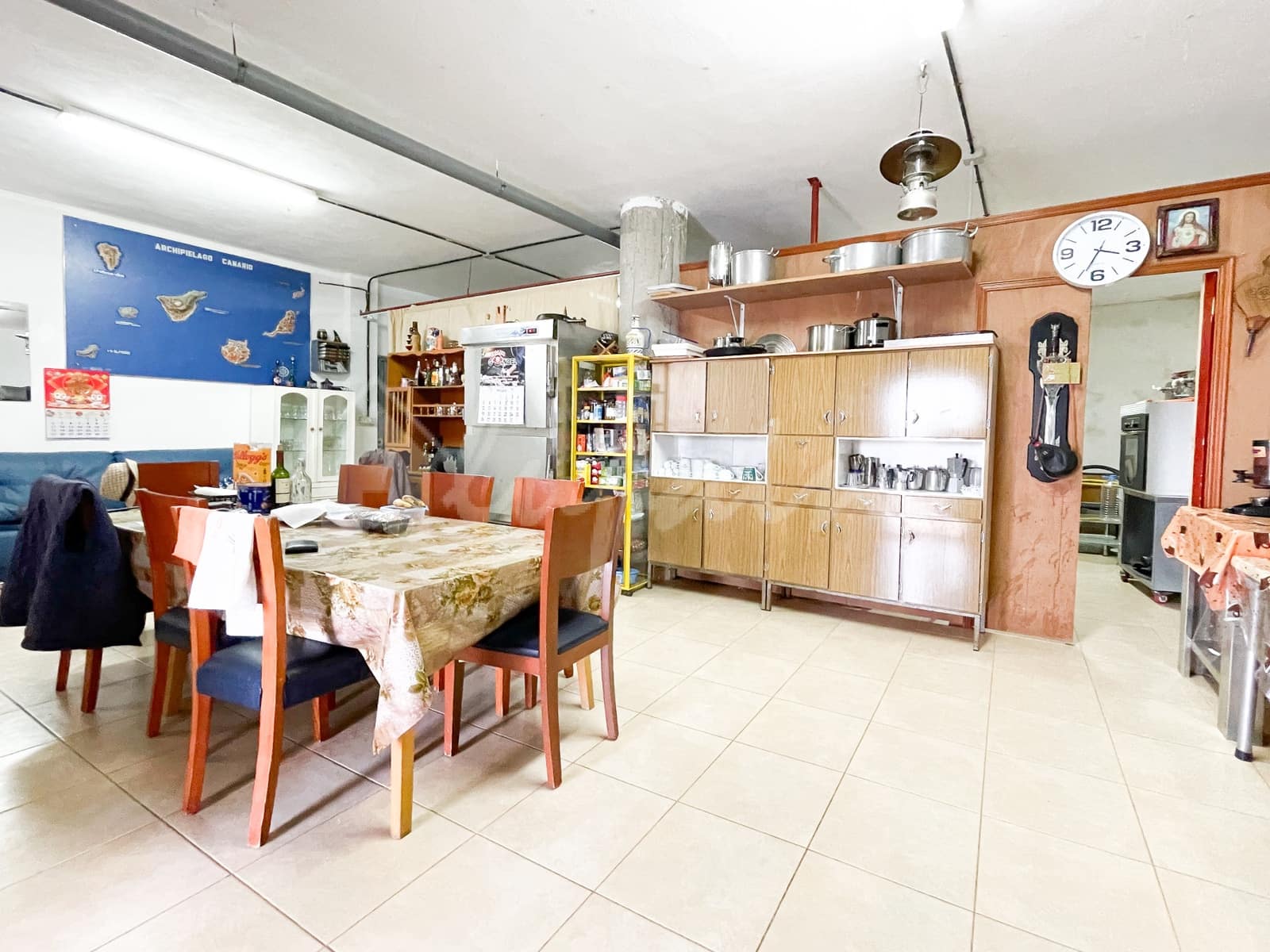 3 bedroom Villa for sale in Granadilla de Abona with garage - € 850,000 (Ref: 9348789)