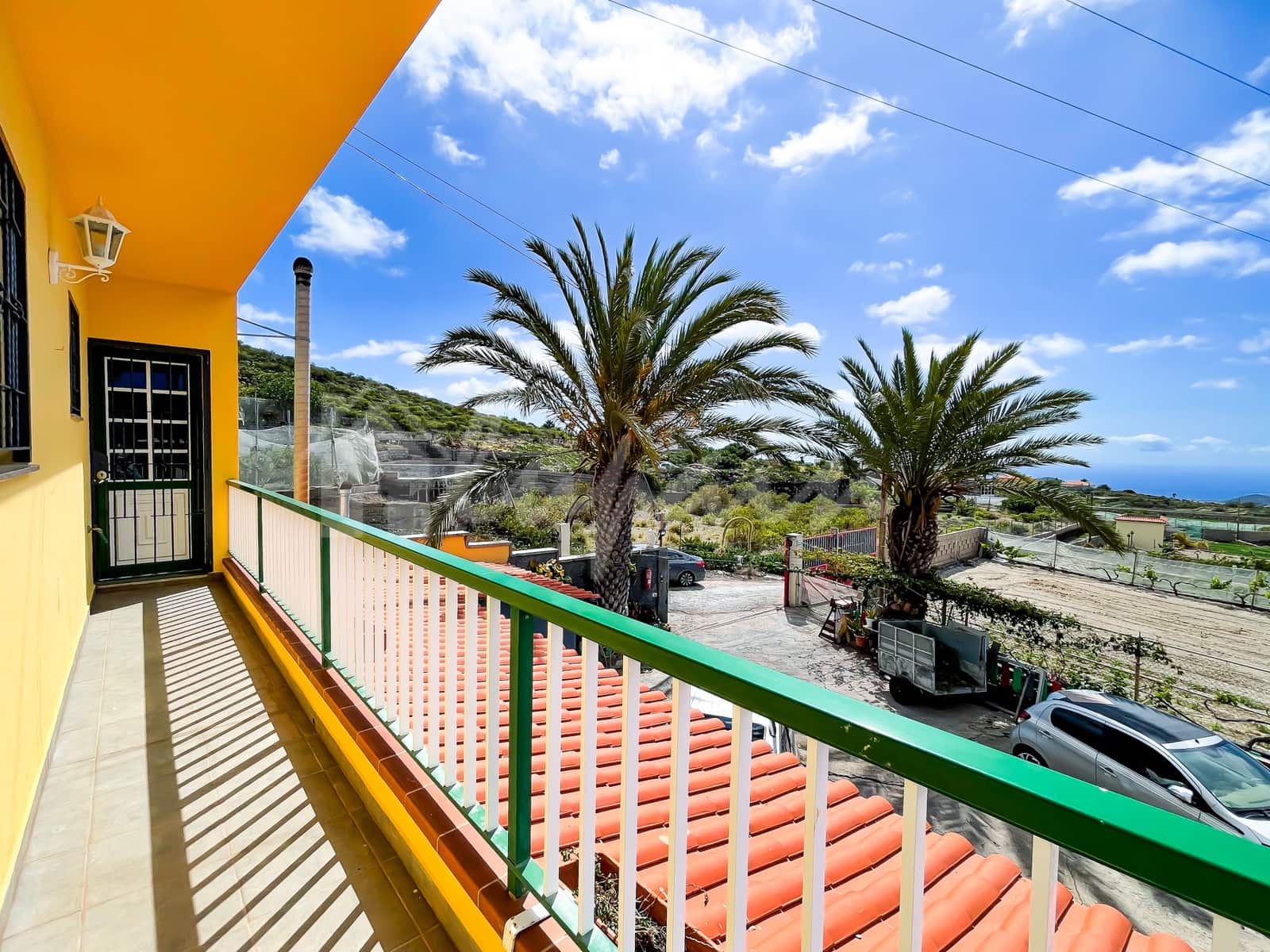 3 bedroom Villa for sale in Granadilla de Abona with garage - € 850,000 (Ref: 9348789)