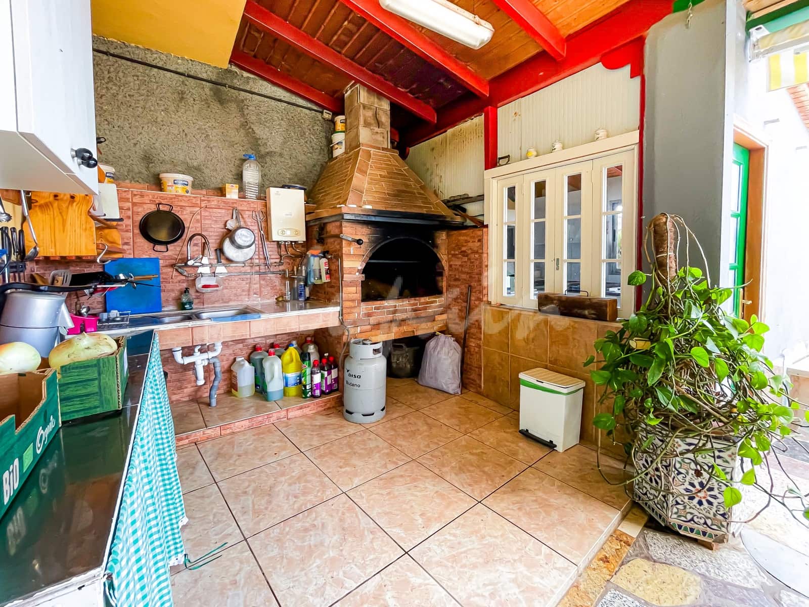 3 bedroom Villa for sale in Granadilla de Abona with garage - € 850,000 (Ref: 9348789)