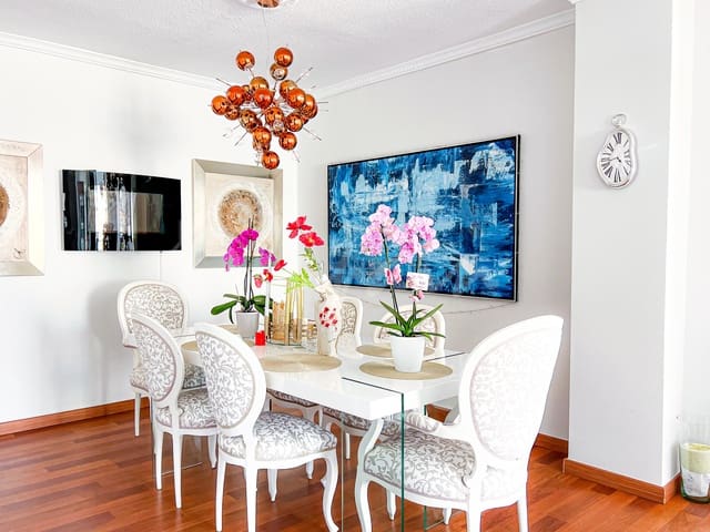 5 soveværelse Villa til salg i Torviscas Centro y Alto, Adeje - € 625.000 (Ref: 9348790)