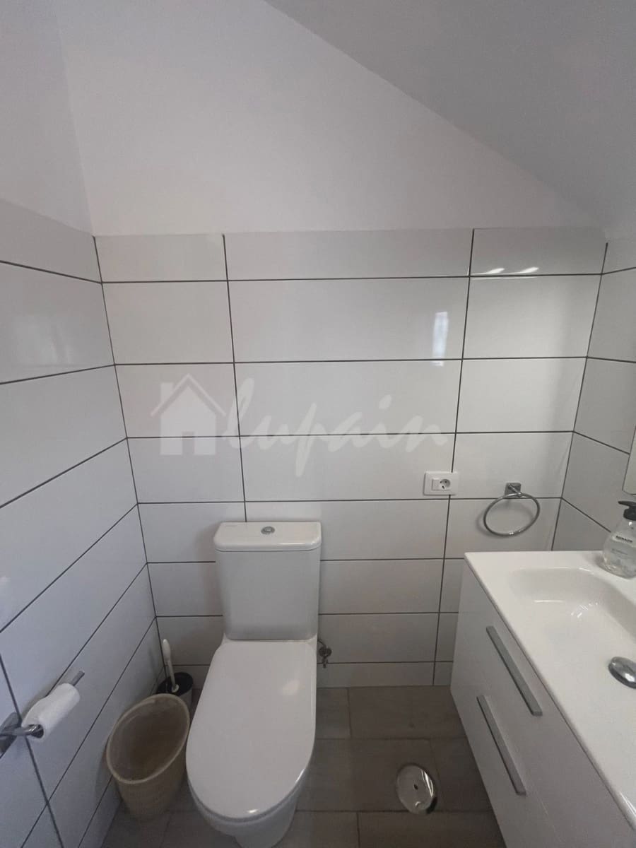 2 soveværelse Lejlighed til salg i Playa de las Americas med swimmingpool - € 470.000 (Ref: 9348791)