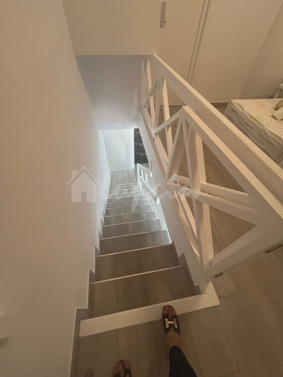 2 soveværelse Lejlighed til salg i Playa de las Americas med swimmingpool - € 470.000 (Ref: 9348791)