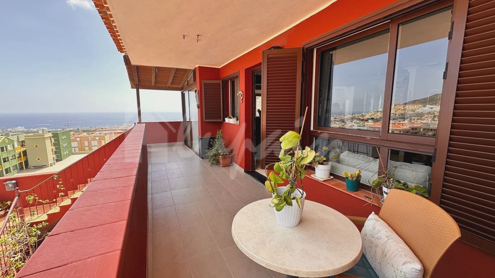 2 sovrum Hus till salu i Costa Adeje med pool - 630 000 € (Ref: 9355361)