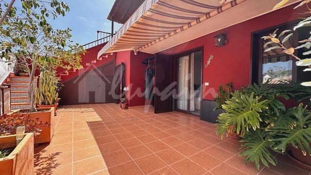 2 bedroom Townhouse for sale in Playa del Duque, Adeje with pool - € 630,000 (Ref: 9355361)