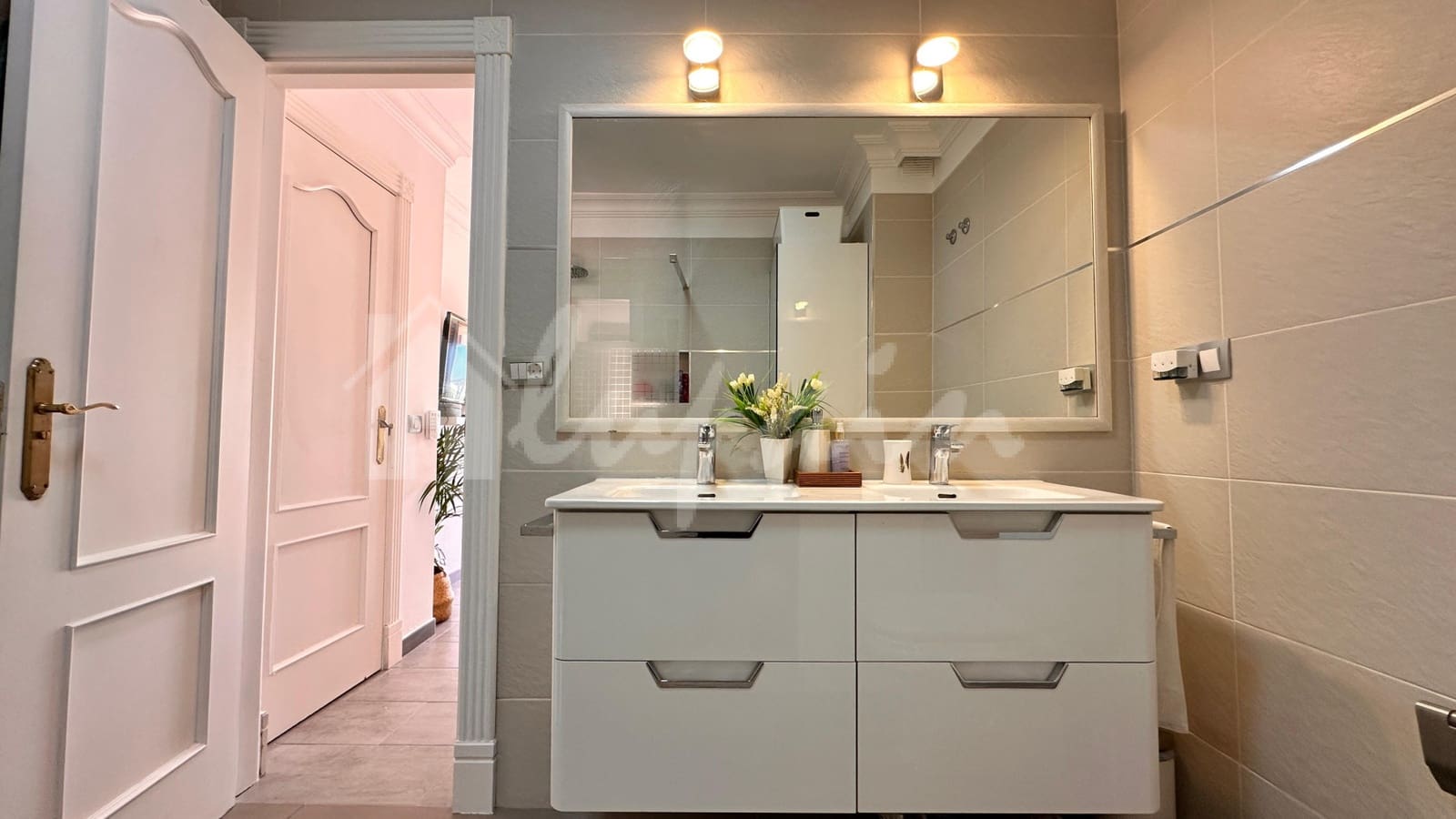 2 slaapkamer Huis te koop in Costa Adeje met zwembad - € 630.000 (Ref: 9355361)