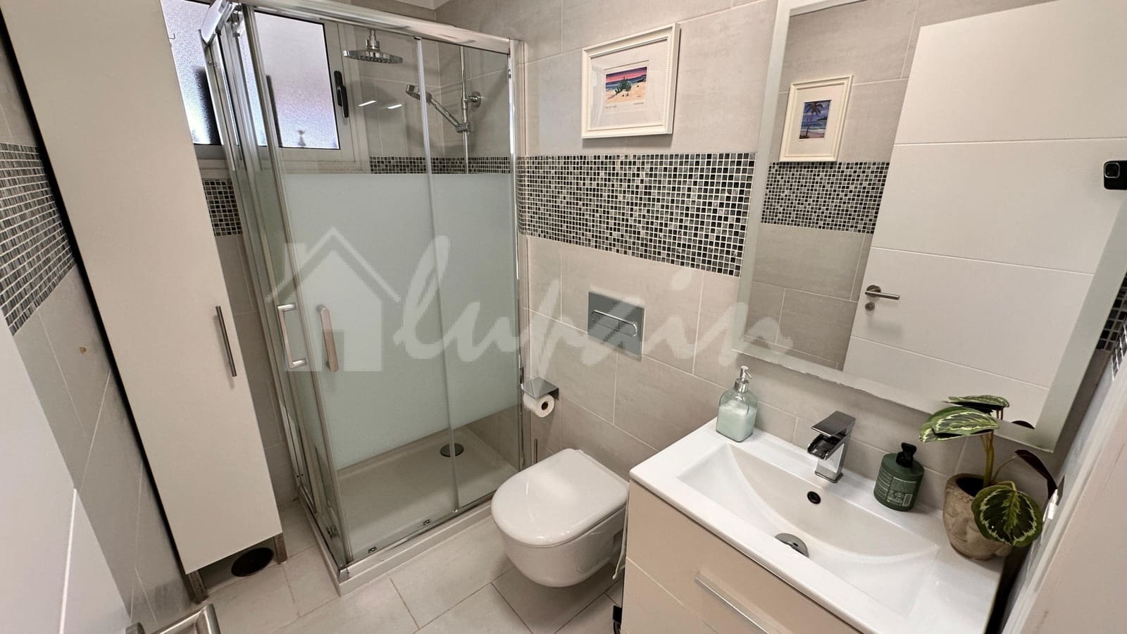 2 slaapkamer Huis te koop in Costa Adeje met zwembad - € 630.000 (Ref: 9355361)