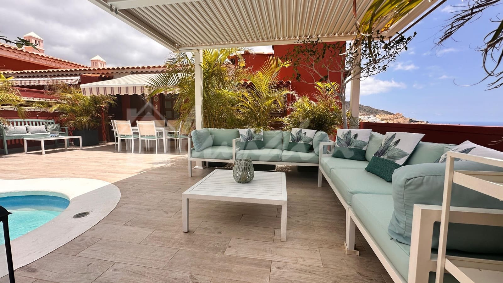 2 slaapkamer Huis te koop in Costa Adeje met zwembad - € 630.000 (Ref: 9355361)