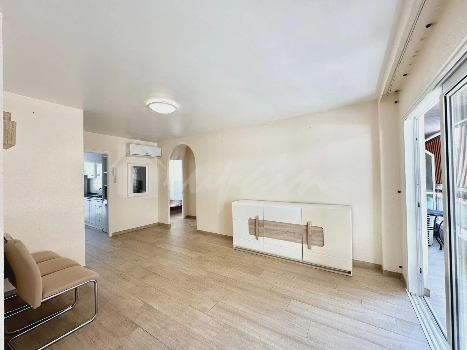 2 quarto Apartamento para venda em Los Cristianos com piscina - 369 000 € (Ref: 9355362)