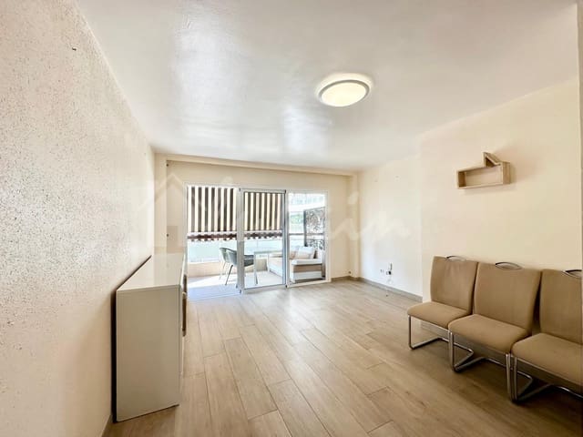 2 bedroom Apartment for sale in Los Cristianos, Arona with pool - € 369,000 (Ref: 9355362)