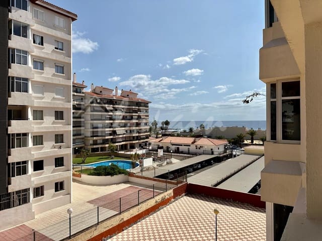 2 bedroom Apartment for sale in Los Cristianos, Arona with pool - € 369,000 (Ref: 9355362)