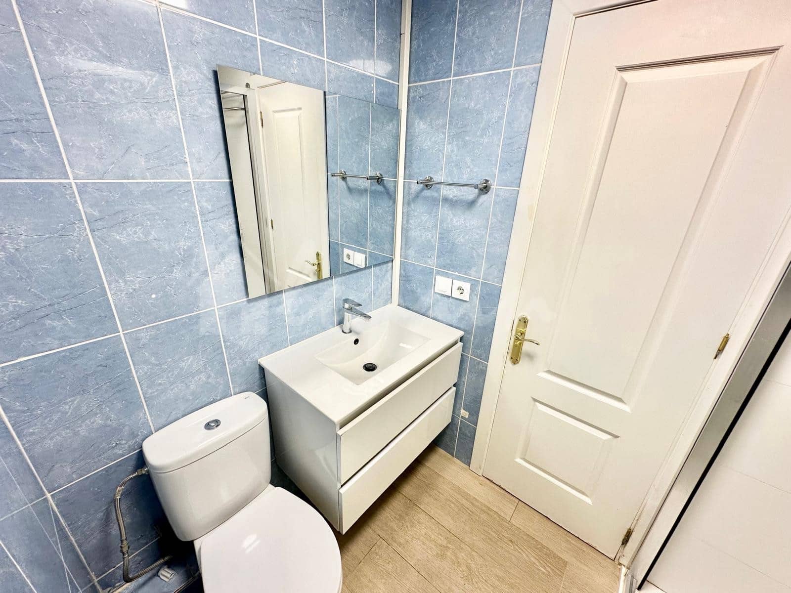 2 makuuhuone Huoneisto myytävänä paikassa Los Cristianos mukana uima-altaan - 369 000 € (Ref: 9355362)