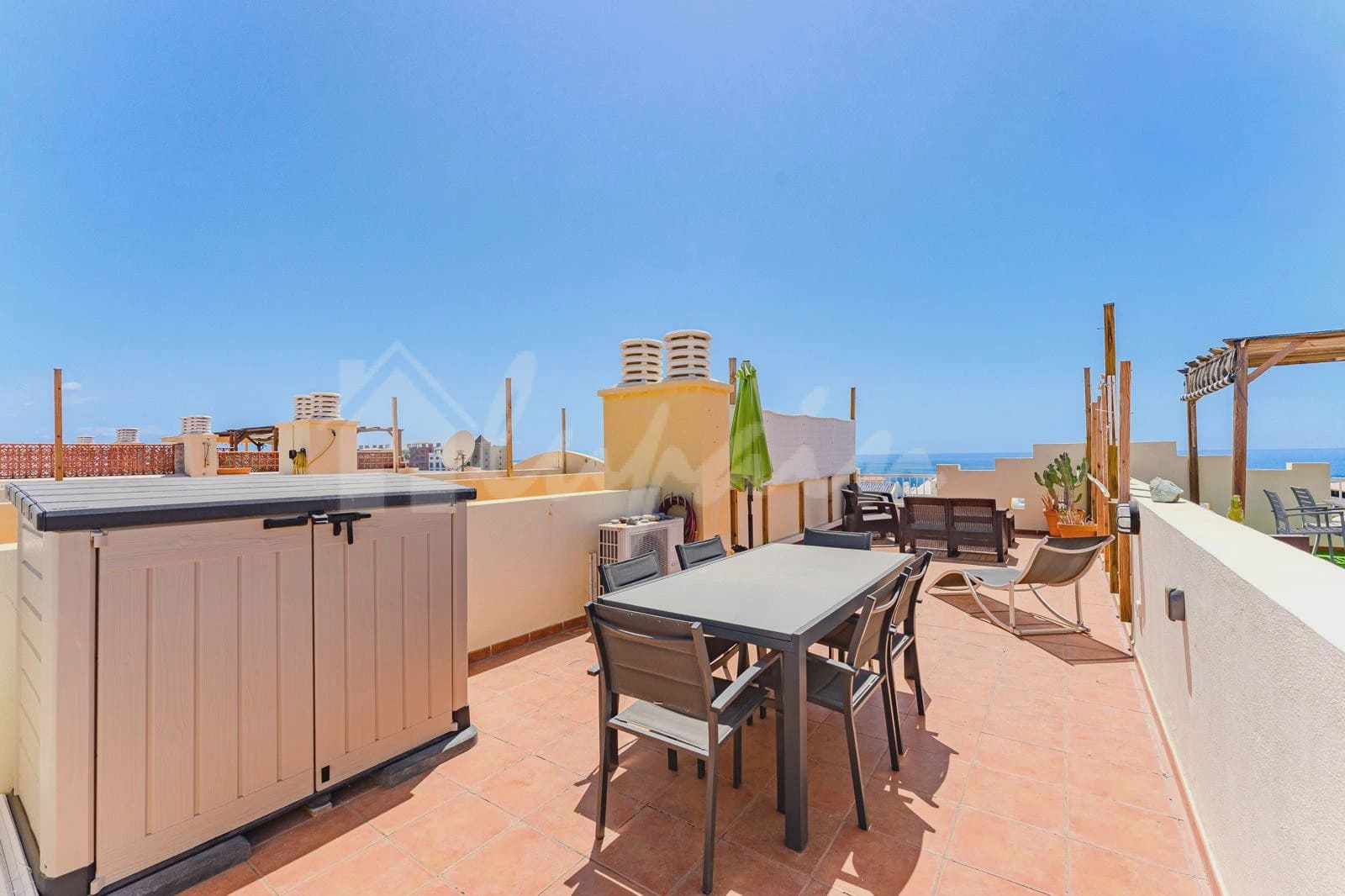 1 bedroom Penthouse for sale in Playa Paraiso with pool - € 289,000 (Ref: 9355363)