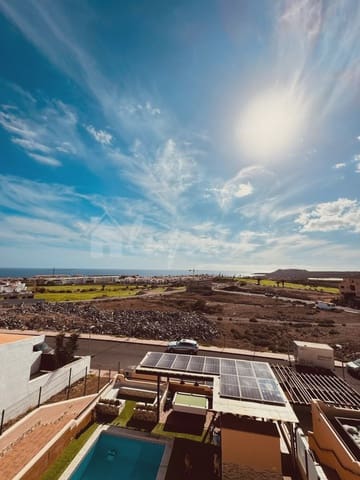 3 soveværelse Villa til salg i Amarilla Golf, San Miguel de Abona med swimmingpool - € 990.000 (Ref: 9355364)
