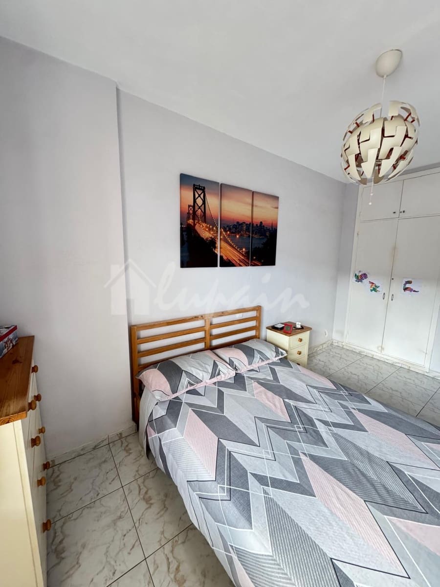 1 soverom Leilighet til salgs i Los Cristianos med svømmebasseng - € 260 000 (Ref: 9372245)