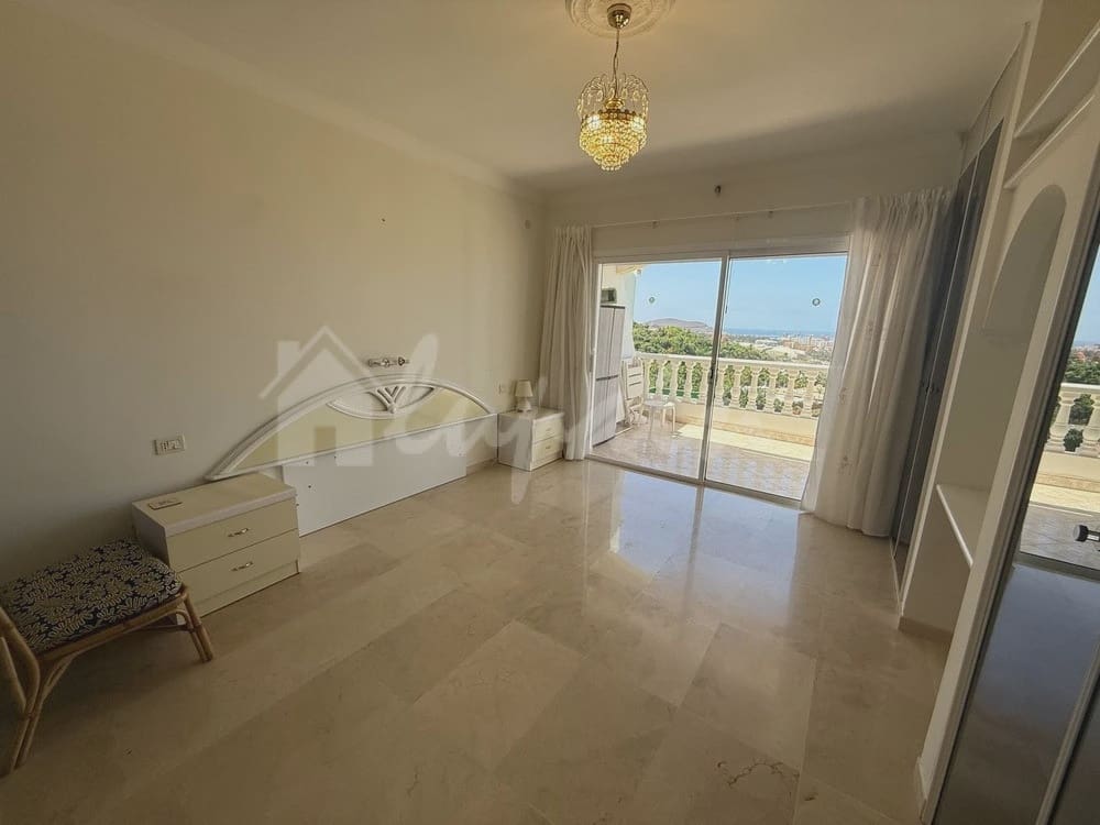 2 quarto Apartamento para venda em San Eugenio com piscina - 499 000 € (Ref: 9400132)
