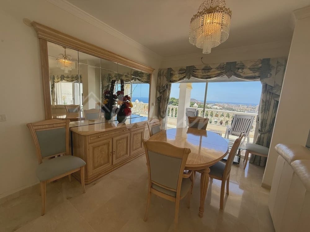 2 quarto Apartamento para venda em San Eugenio com piscina - 499 000 € (Ref: 9400132)