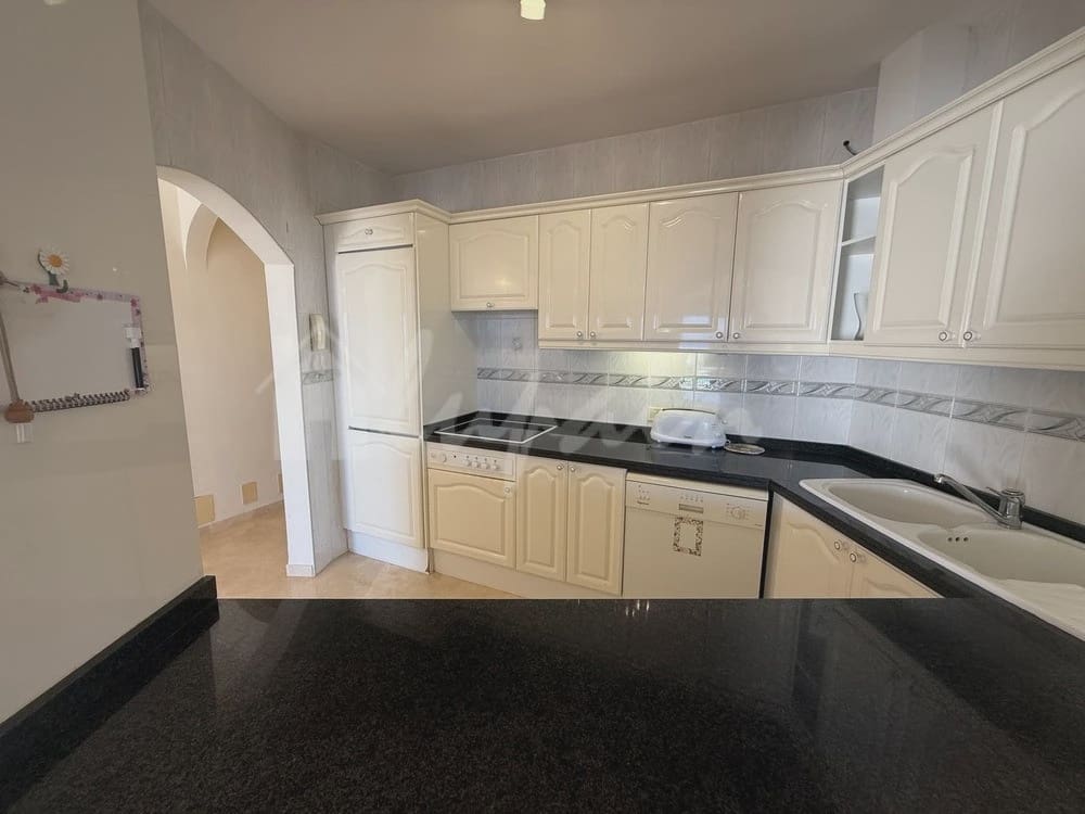 2 quarto Apartamento para venda em San Eugenio com piscina - 499 000 € (Ref: 9400132)