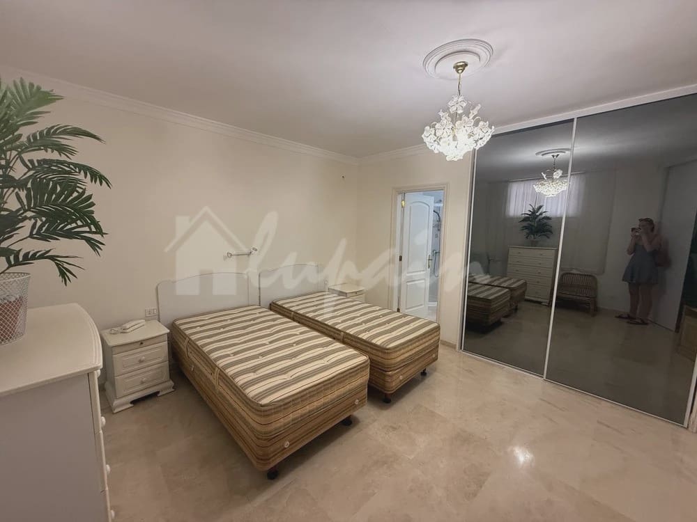 2 quarto Apartamento para venda em San Eugenio com piscina - 499 000 € (Ref: 9400132)