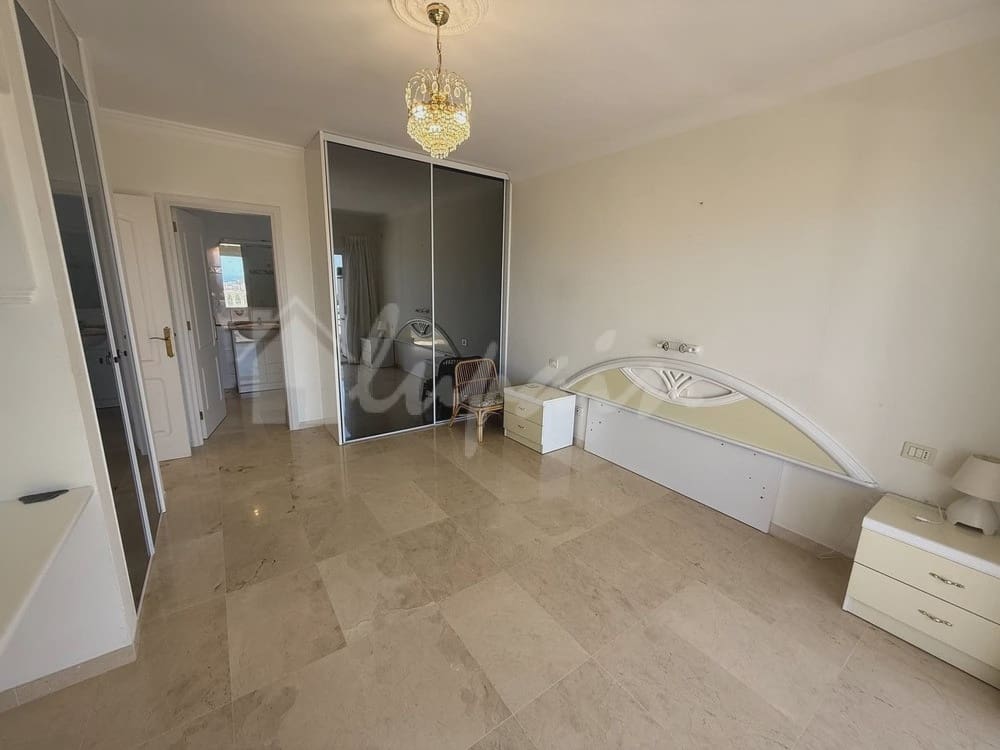 2 quarto Apartamento para venda em San Eugenio com piscina - 499 000 € (Ref: 9400132)