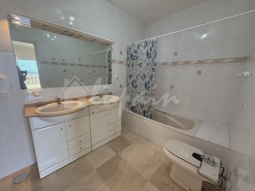 2 quarto Apartamento para venda em San Eugenio com piscina - 499 000 € (Ref: 9400132)