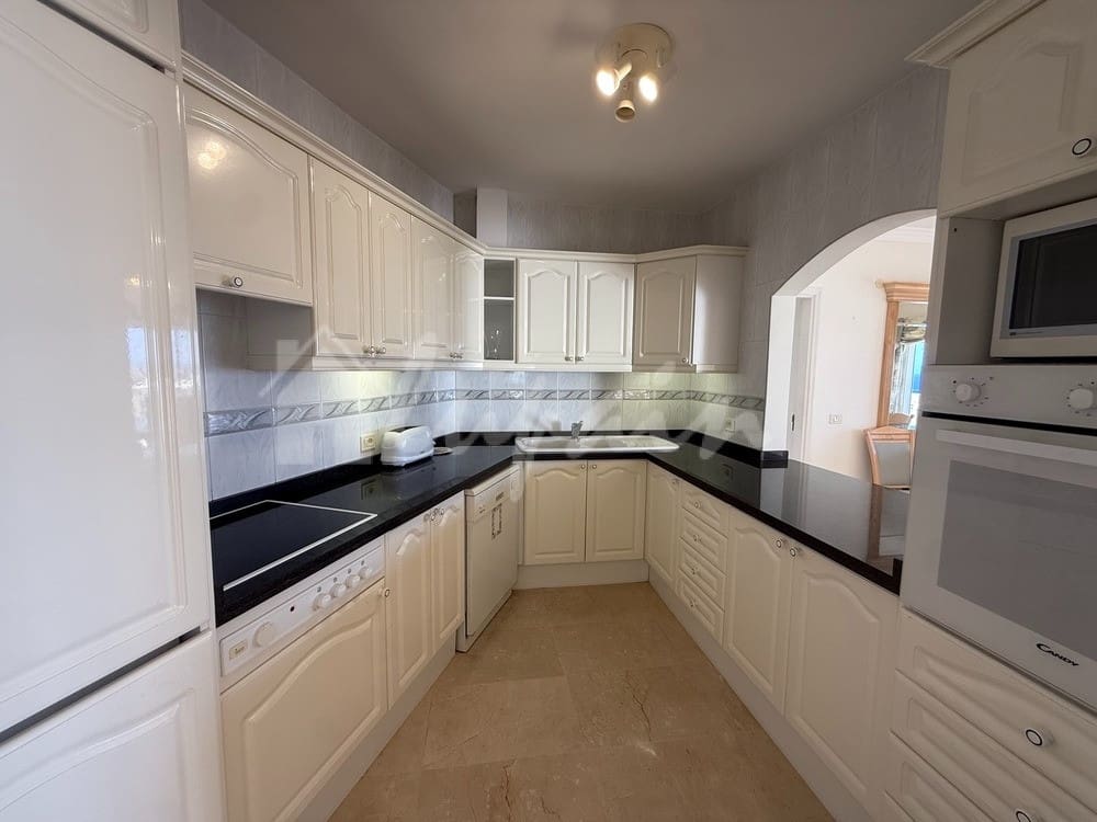 2 bedroom Apartment for sale in San Eugenio with pool - € 499,000 (Ref: 9400132)