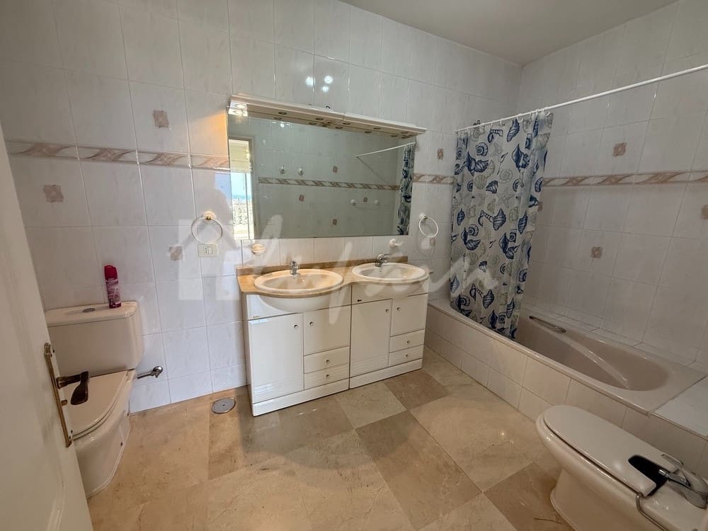 2 bedroom Apartment for sale in San Eugenio with pool - € 499,000 (Ref: 9400132)