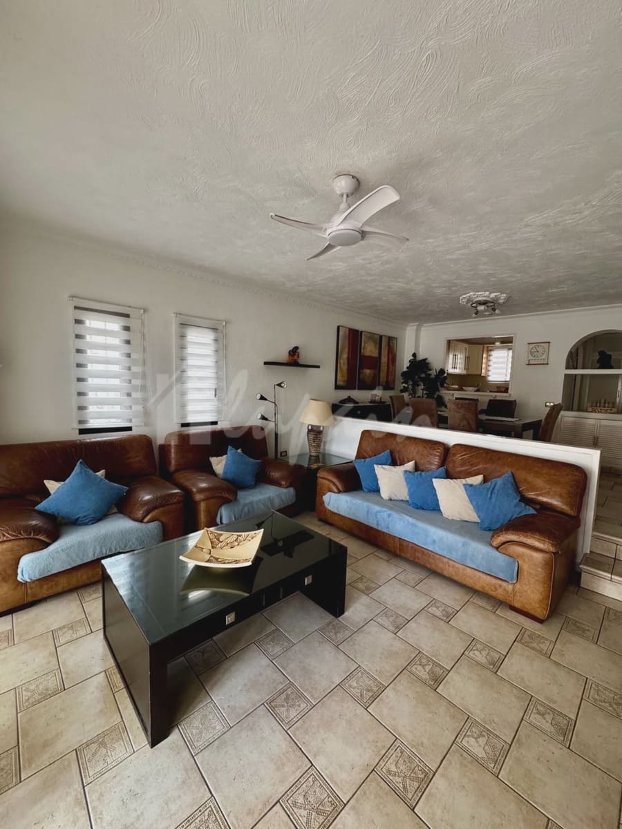 2 quarto Apartamento para venda em Los Cristianos com piscina - 460 000 € (Ref: 9405932)