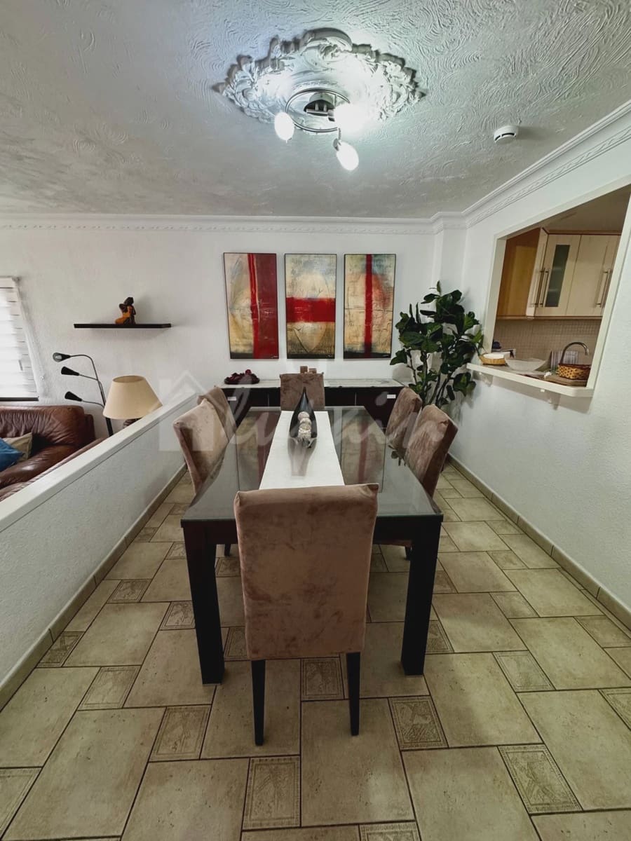 2 quarto Apartamento para venda em Los Cristianos com piscina - 460 000 € (Ref: 9405932)