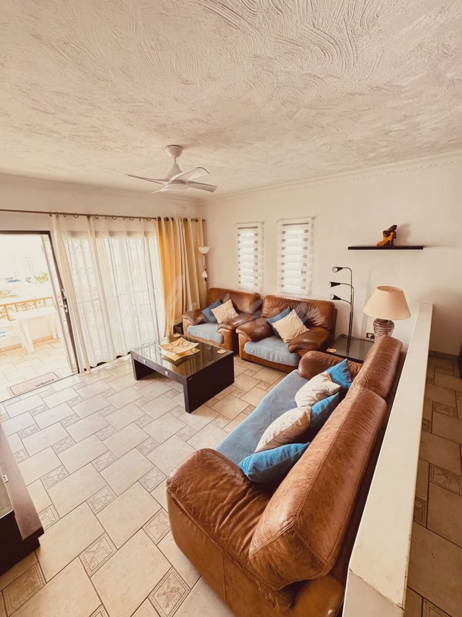 2 quarto Apartamento para venda em Los Cristianos com piscina - 460 000 € (Ref: 9405932)