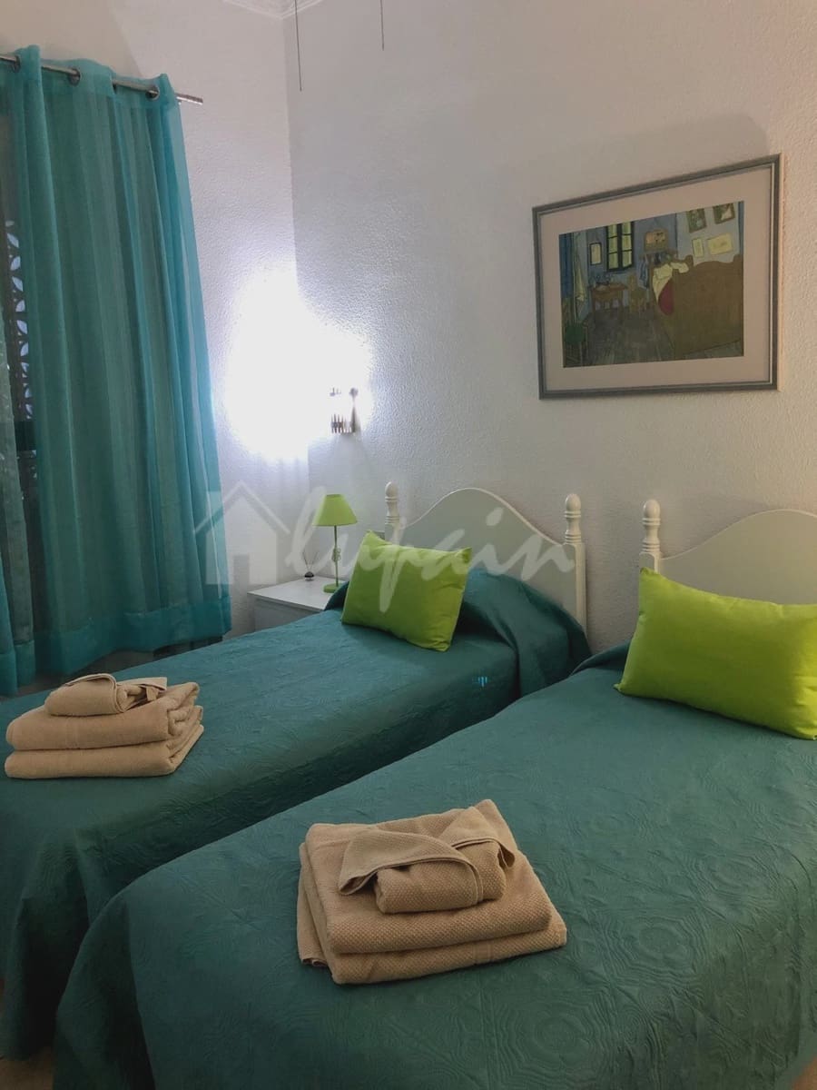 2 quarto Apartamento para venda em Los Cristianos com piscina - 460 000 € (Ref: 9405932)
