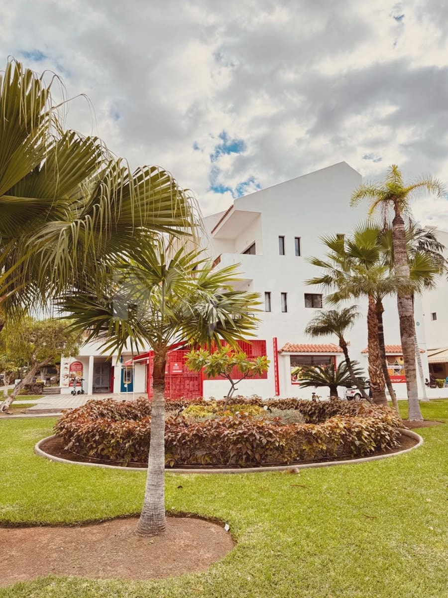 2 quarto Apartamento para venda em Los Cristianos com piscina - 460 000 € (Ref: 9405932)