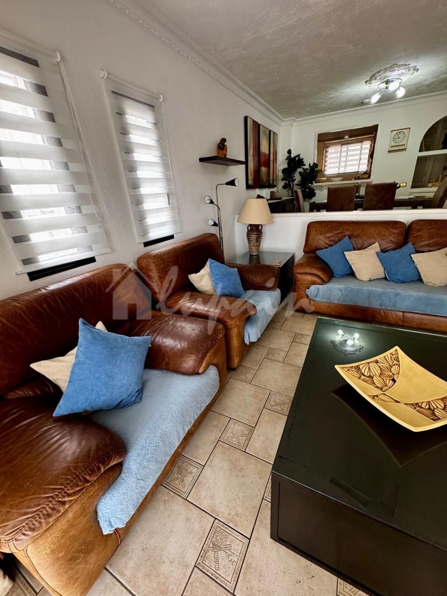 2 soverom Leilighet til salgs i Los Cristianos med svømmebasseng - € 449 000 (Ref: 9405932)